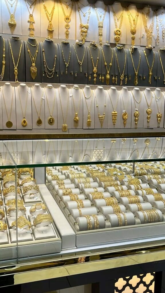 عيار 21 الآن بالمصنعية .. سعر الذهب اليوم الأحد 14 يونيو 2026 بالمصنعية بعد الانخفاض